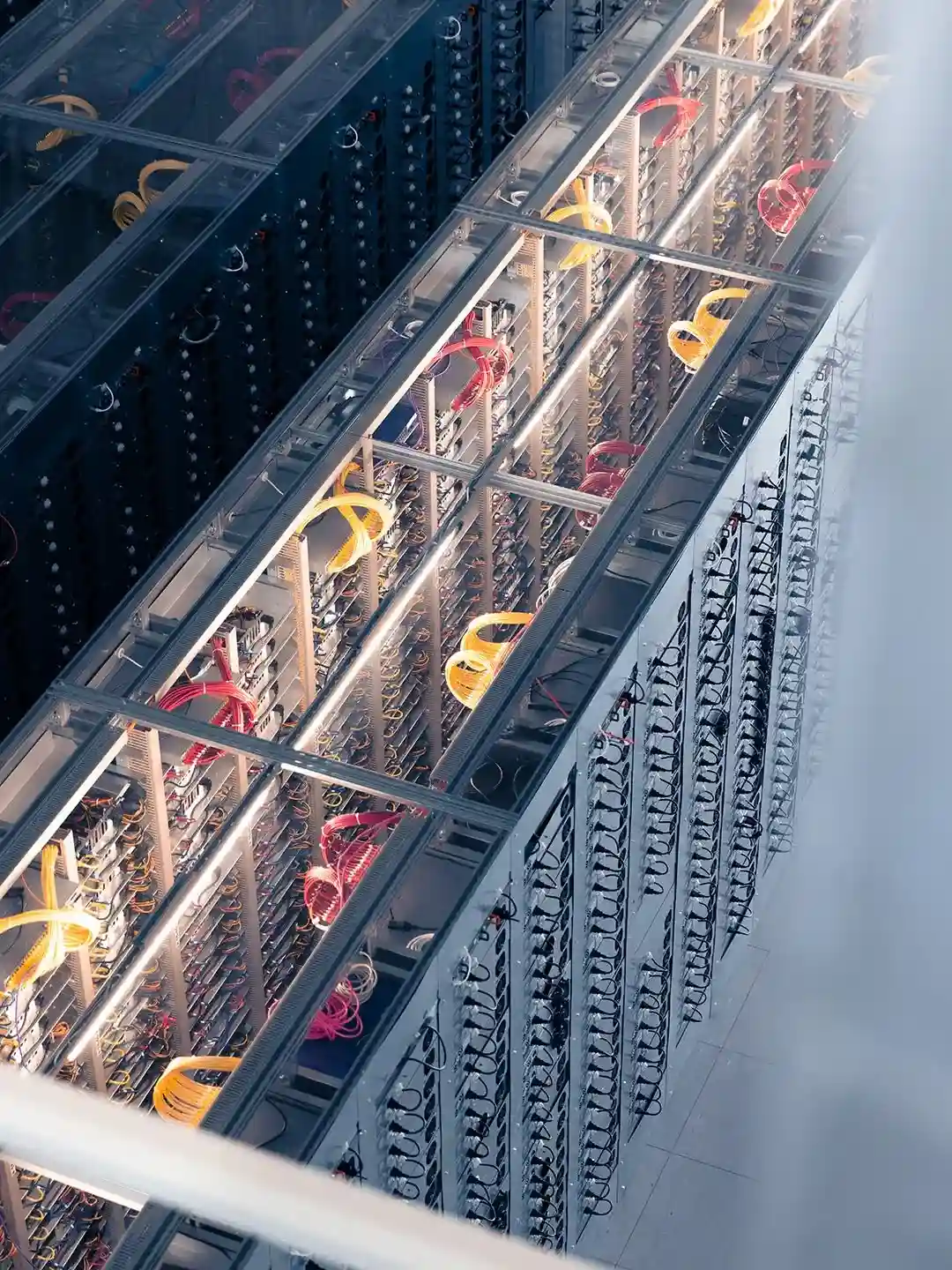 Powerful bare-metal and GPU hardware for demanding workloads